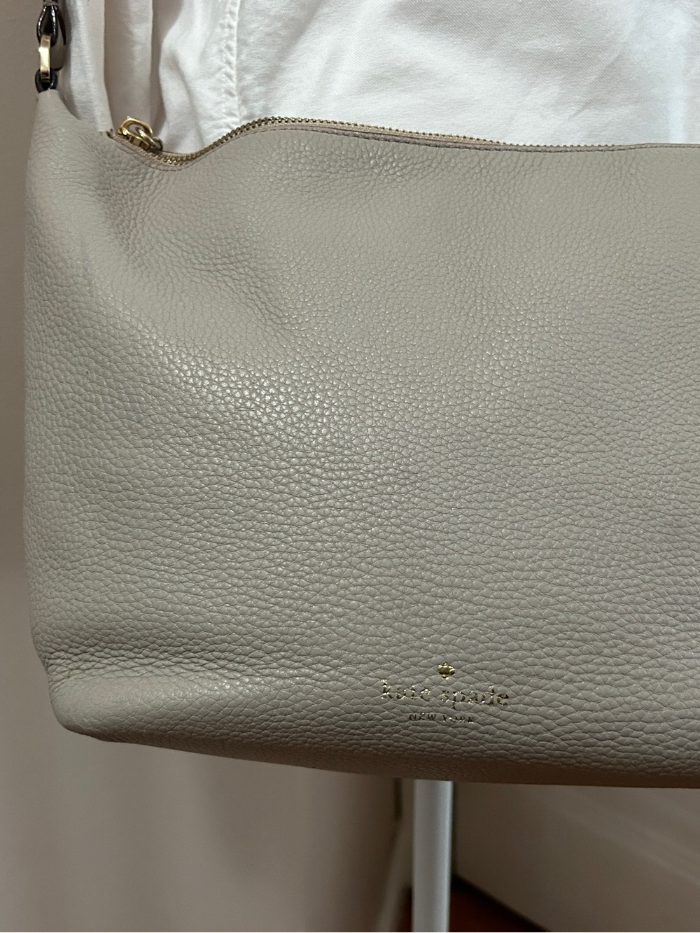 kate spade Pebbled Leather Shoulder Bag - Light Taupe